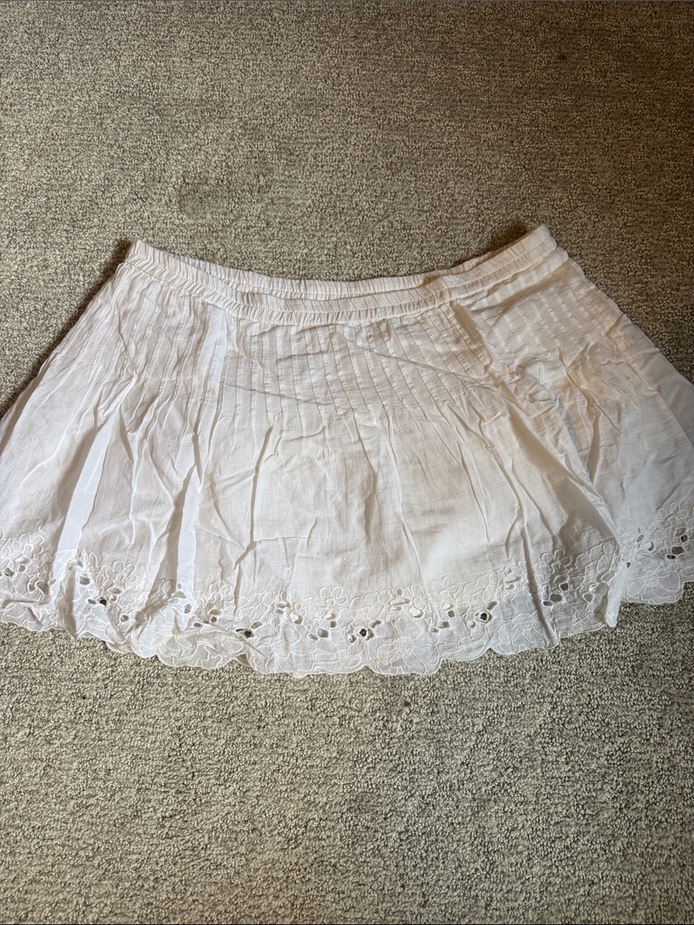 Aeropostale White Eyelet Mini Skirt